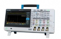 TBS2000 系列数字存储示波器